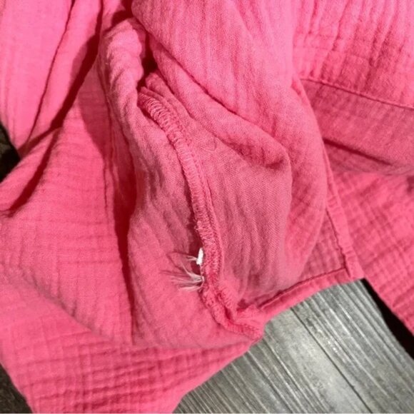 🌸 J. Crew Top! - Picture 6 of 6